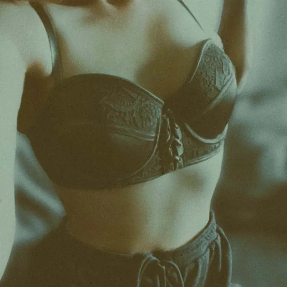 Alina, 29
