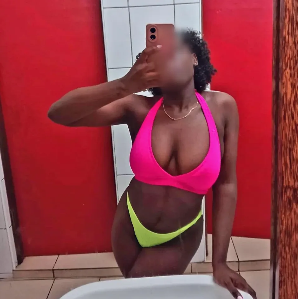 Antonia, 30