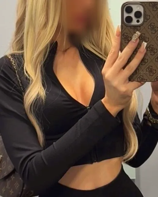 Barbara, 20