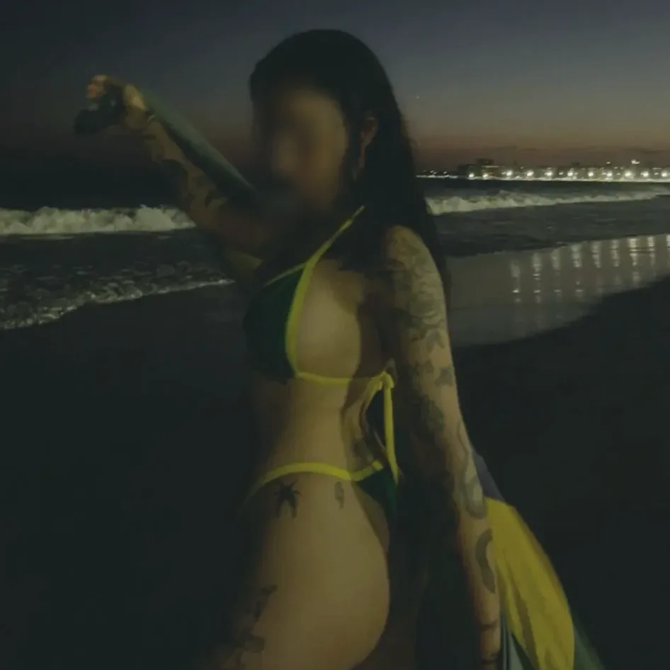 Miriam, 28